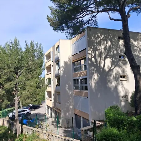Apartman Le Zinnias *